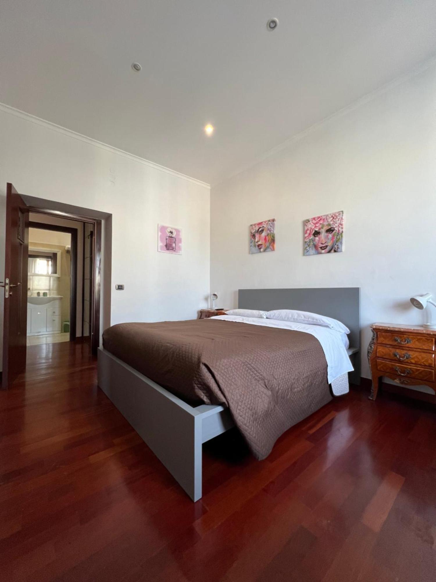 Bruno House Bed & Breakfast Naples Exterior photo